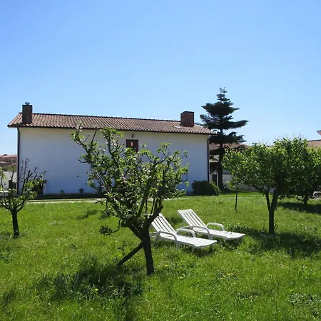 Marta By Interhome *